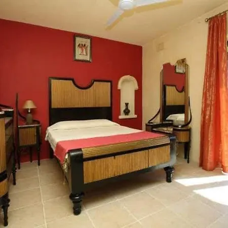 3 Bedroom With Private Pool & Views