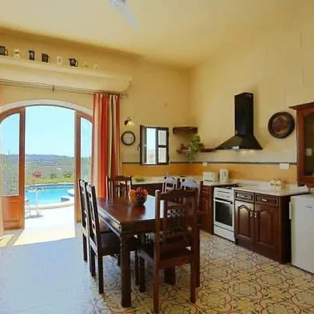 Tatil Evi 3 Bedroom With Private Pool & Views